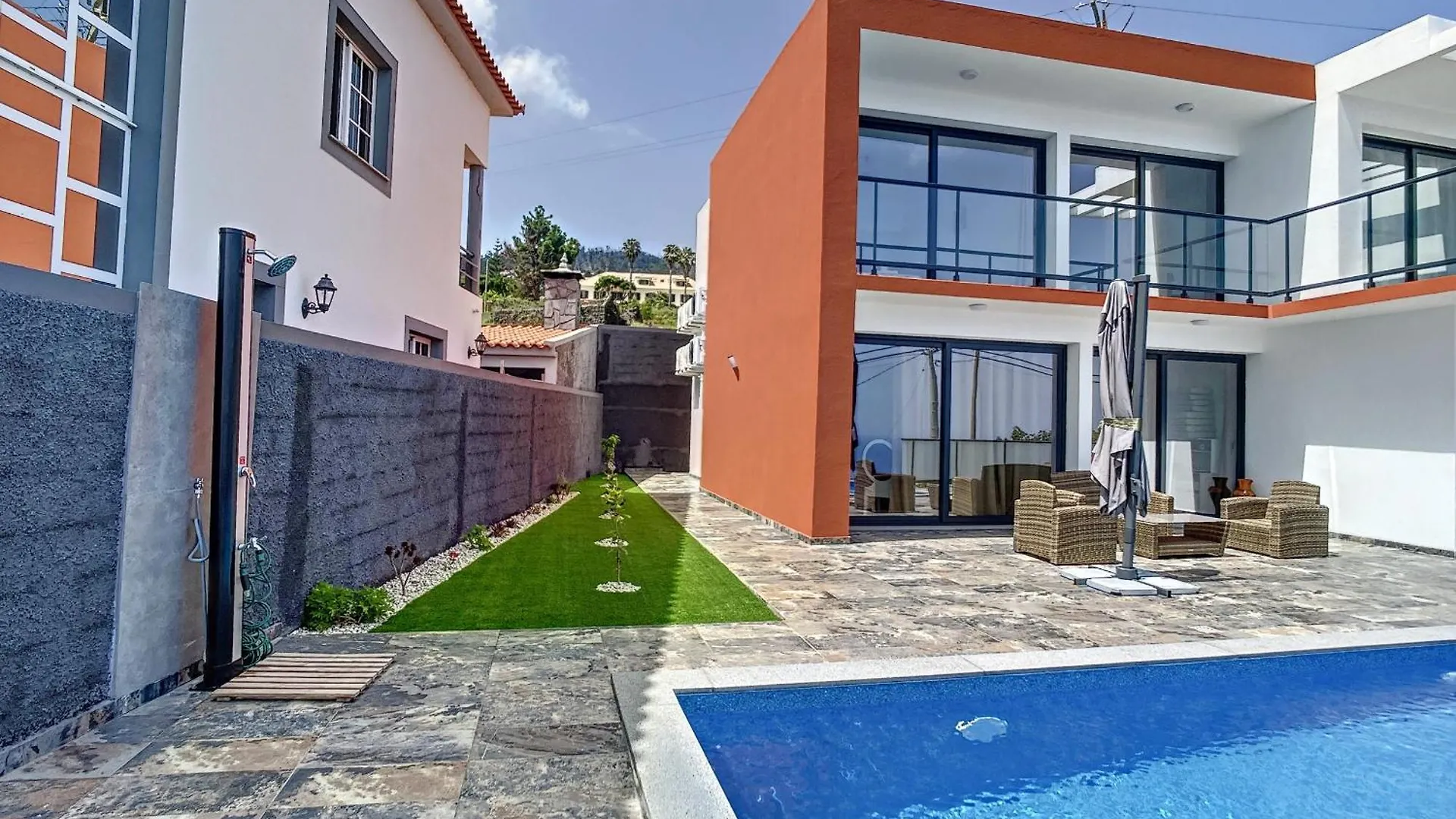 Casa Teixeira By Atlantic Holiday Estreito Da Calheta 0*,  Portugal