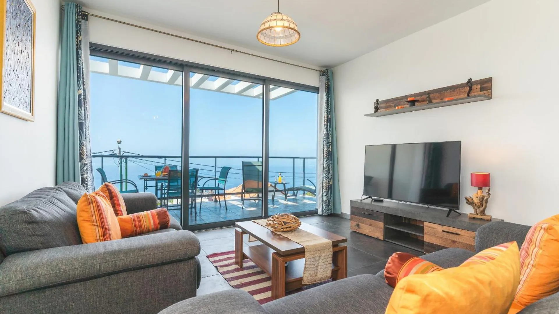 Casa Teixeira By Atlantic Holiday Estreito Da Calheta Lägenhet